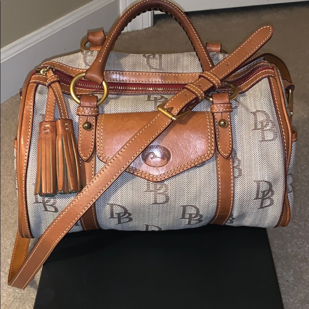 🔴SOLD🔴Dooney&Bourke Handbag